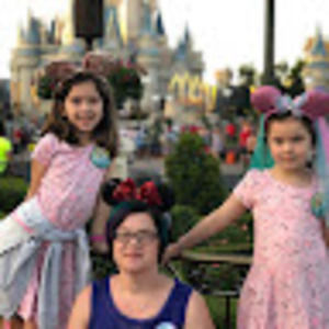 Meet your Posher, Caroline